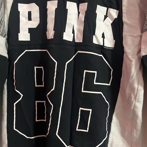 Crewneck From PINK - Picture 4 of 4